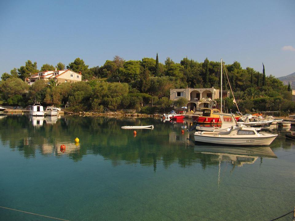 Apartmans And Rooms Dunjini Dvori Korčula Екстериор снимка