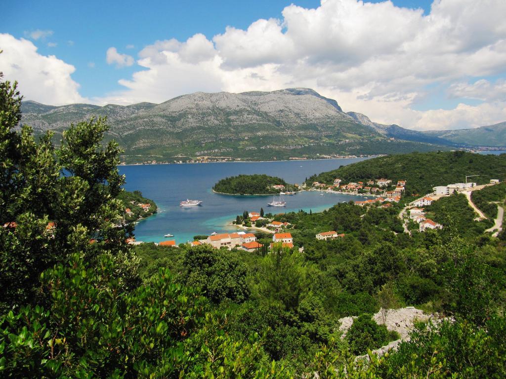 Apartmans And Rooms Dunjini Dvori Korčula Екстериор снимка