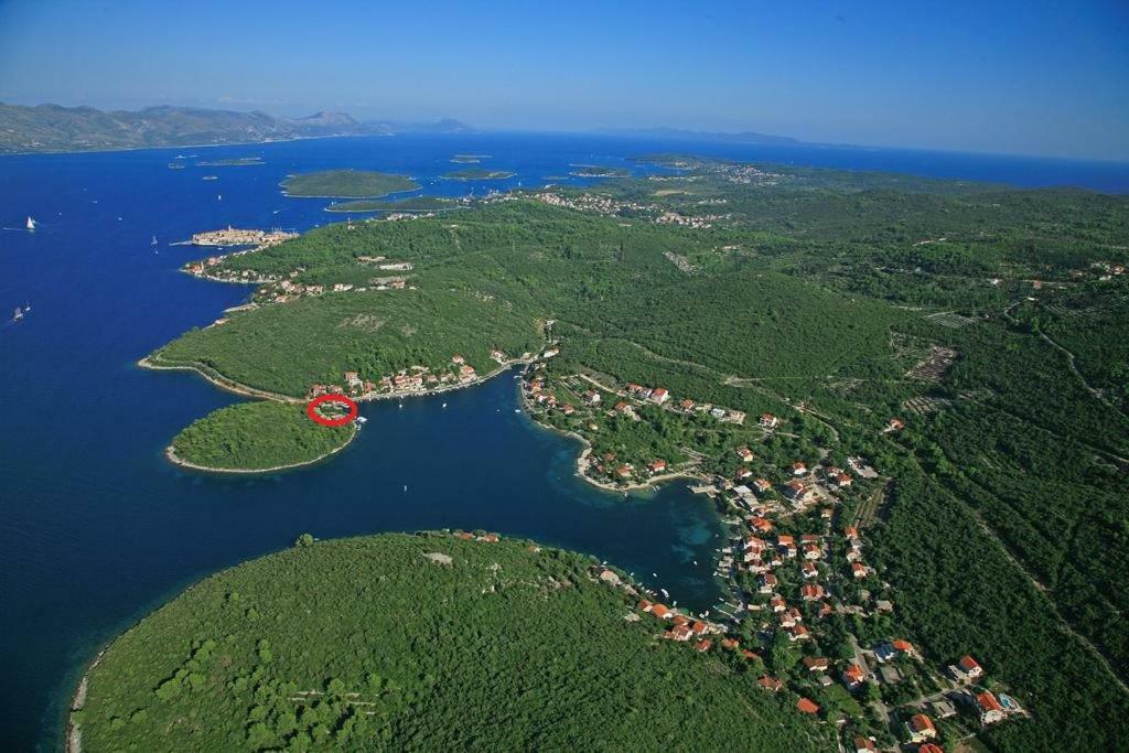 Apartmans And Rooms Dunjini Dvori Korčula Екстериор снимка