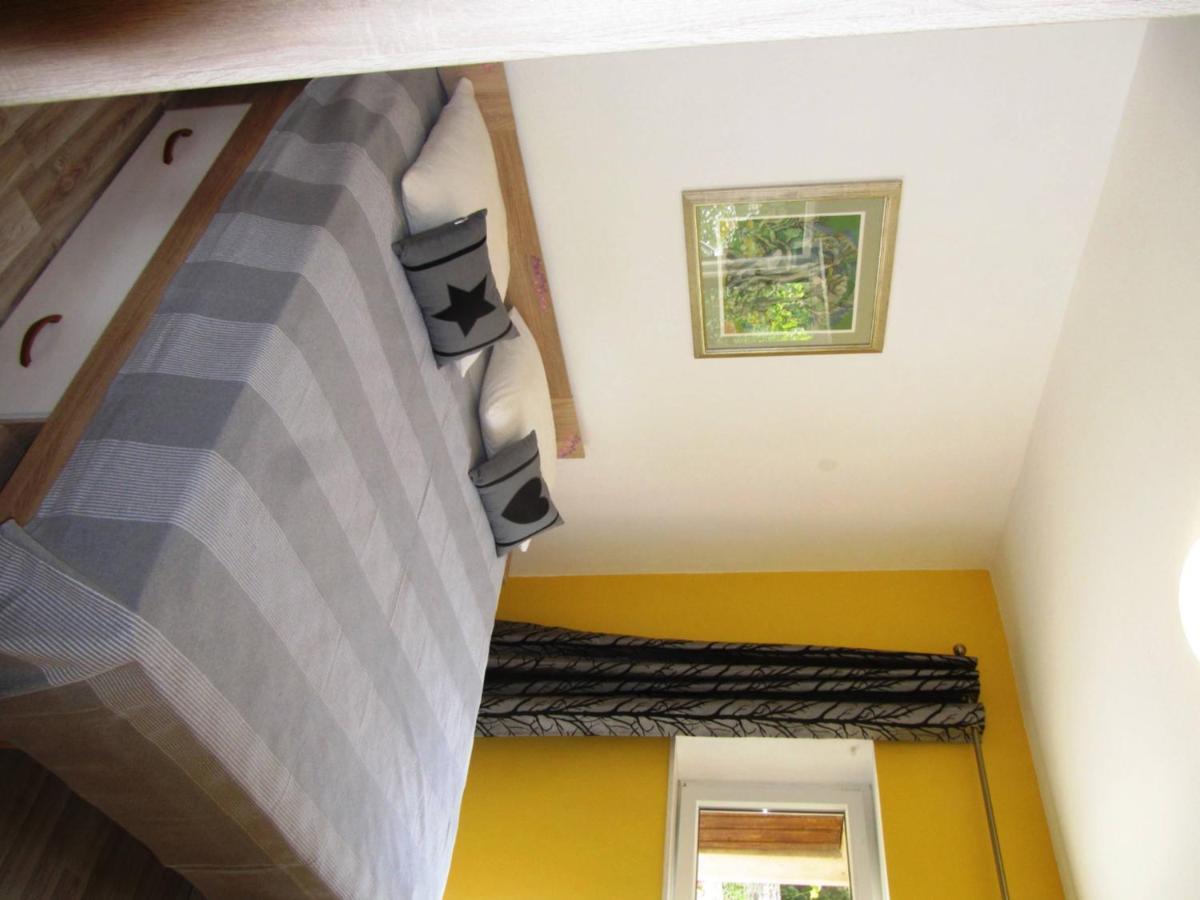 Apartmans And Rooms Dunjini Dvori Korčula Екстериор снимка